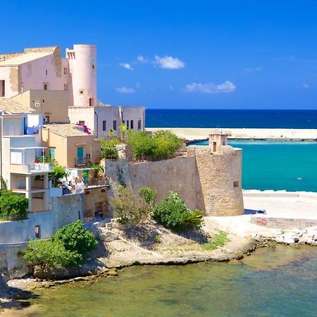 Frontemare House & Rooms Castellammare del Golfo Exteriör bild